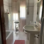 Casa Maria - Terrace And Parking Near Cinque Terre 아파트 라스페치아